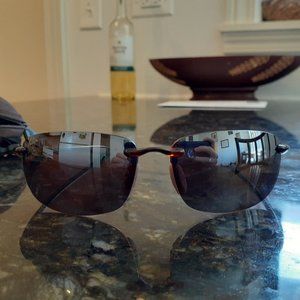 BRAND NEW Maui Jim Ho'okipa sunglasses (polarized)